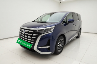 腾势D9 2022款 DM-i 970 四驱旗舰型