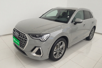 奥迪Q3 2024款 40 TFSI 时尚动感型