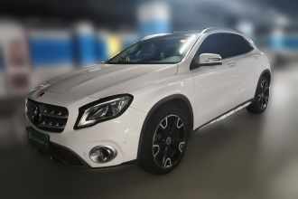 奔驰GLA 2017款 GLA 220 4MATIC 时尚型