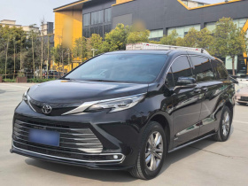 丰田 赛那SIENNA 2024款 2.5L混动 四驱尊贵版