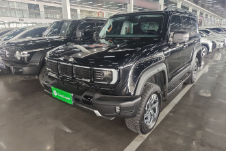 北京越野 北京BJ40 2024款 2.0T 全新刀锋英雄版 攀登者