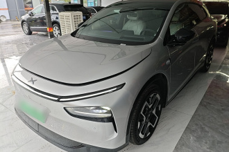 小鹏G7 2025款 702 超长续航 Ultra
