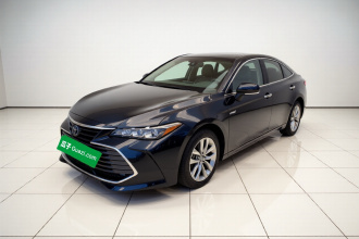 丰田 亚洲龙 2019款 双擎 2.5L 豪华版 国VI