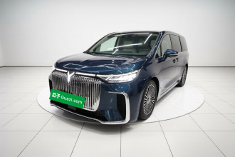 岚图汽车 岚图梦想家 2025款 PHEV 四驱旗舰鲲鹏版
