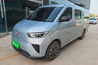 五菱汽车 五菱扬光 2024款 300km 舒适型客车版 75kW