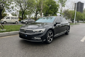 大众 迈腾 2023款 200万辆纪念版 330TSI DSG豪华型