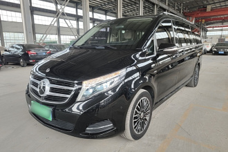 奔驰V级 2018款 V 260 L 尊贵加长版 国VI