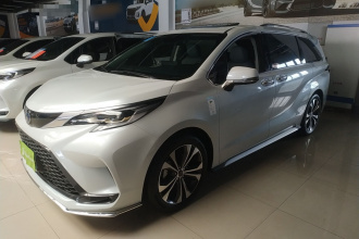 丰田 格瑞维亚 2023款 2.5L混动 尊贵PLUS版