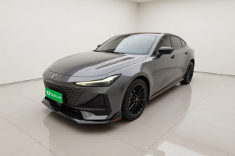 长安UNI-V 2022款 1.5T 运动版