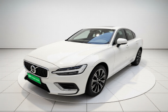 沃尔沃S60 2023款 B4 智远豪华版