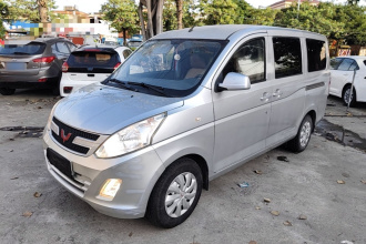 五菱汽车 五菱荣光V 2015款 1.5L基本型