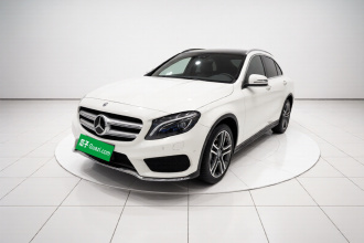 奔驰GLA 2015款 GLA 260 4MATIC 运动型