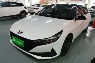 现代 伊兰特 2022款 1.5L CVT 20周年纪念款
