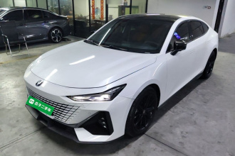 长安UNI-V 2022款 1.5T 尊贵型