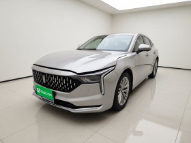 奔腾B70 2025款 龙耀版 1.5T 舒享型