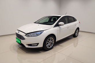 福特 福克斯 2018款 三厢经典 EcoBoost 180 自动精英型