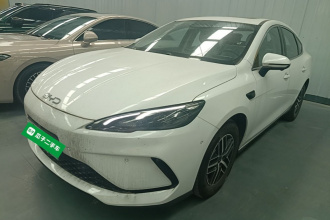 比亚迪 海豹05 DM-i 2025款 DM-i 智驾版 120KM旗舰型