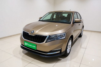 斯柯达 柯米克 2020款 1.5L 自动标准版