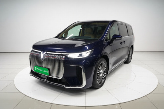 岚图汽车 岚图梦想家 2025款 PHEV 四驱旗舰鲲鹏版