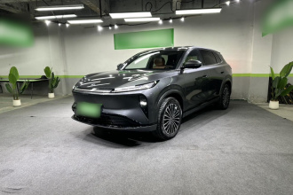 东风风神L8 2025款 185KM梦想版