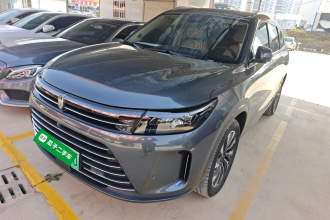 鸿蒙智行 问界M7 2022款 1.5T 四驱豪华版