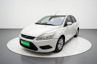 福特 福克斯 2013款 三厢经典 1.8L 自动基本型