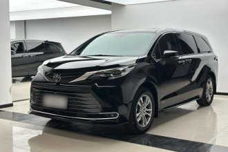 丰田 赛那SIENNA 2024款 2.5L混动 四驱尊贵版