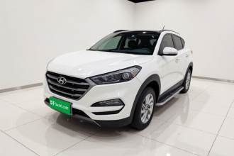 现代 途胜 2015款 1.6T 双离合两驱智能型