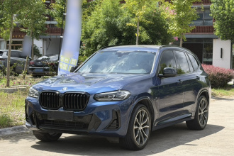 宝马X3 2022款 改款二 xDrive30i 领先型 M曜夜套装