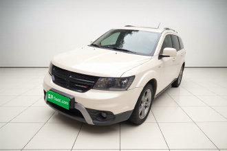 道奇 酷威 2015款 2.0TD 四驱尊尚版