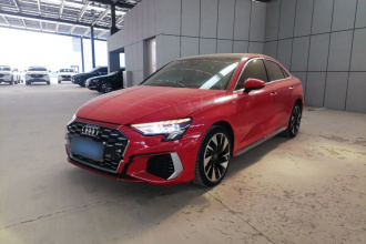 奥迪A3 2023款 改款 A3L Limousine 35 TFSI 时尚运动型