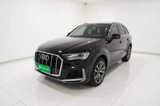 奥迪Q7 2023款 55 TFSI quattro S line运动型