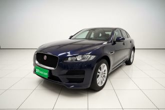 捷豹F-PACE 2018款 2.0T 两驱都市尊享版