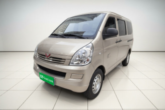 五菱汽车 五菱荣光 2021款 1.2L S 标准型空调版7座LSI