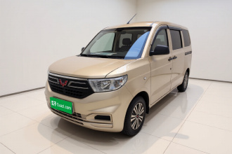 五菱汽车 五菱宏光V 2022款 1.5L劲取版电动助力LAR