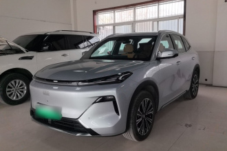 吉利银河 银河星舰7 EM-i 2025款 120km 领航版