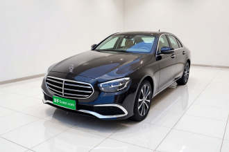 奔驰E级新能源 2022款 改款二 E 350 e L 插电式混合动力运动轿车
