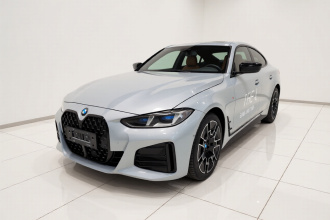 宝马4系 2024款 430i Gran Coupe M运动曜夜套装