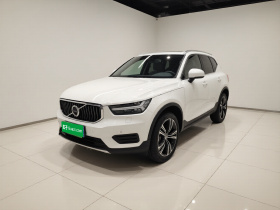 沃尔沃XC40 2022款 T4 四驱智远豪华版