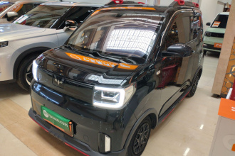 五菱汽车 宏光MINIEV 2022款 GAMEBOY 300km 玩咖款 磷酸铁锂