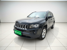 Jeep 指南者(进口) 2015款 2.0L 两驱运动版