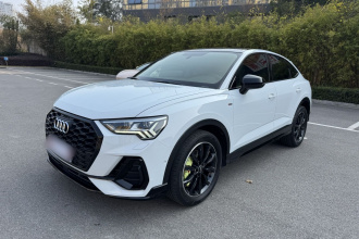 奥迪Q3 Sportback 2022款 45 TFSI quattro 豪华型