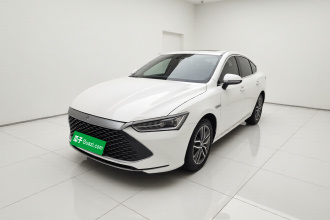 比亚迪 秦PLUS 2021款 DM-i 55KM 旗舰型