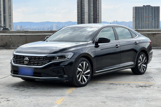 大众 帕萨特 2023款 改款 330TSI 豪华版