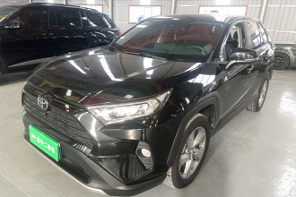 丰田 RAV4荣放 2022款 2.0L CVT两驱风尚Plus版