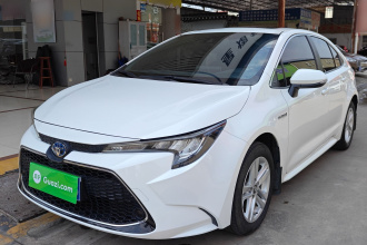 丰田 雷凌 2022款 双擎 1.8H E-CVT豪华版