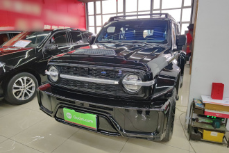 超境汽车 共创坦克300 2023款 2.0T 赛博骑士