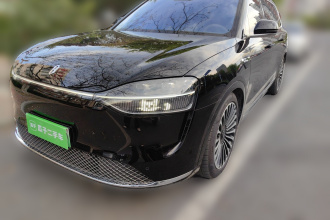 鸿蒙智行 问界M9 2025款 纯电 Ultra版 100kWh 6座版 (192线激光雷达）