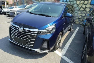 别克GL8 2023款 陆上公务舱 652T 豪华型