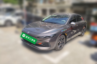 荣威D7 2023款 DMH 125km 超越版